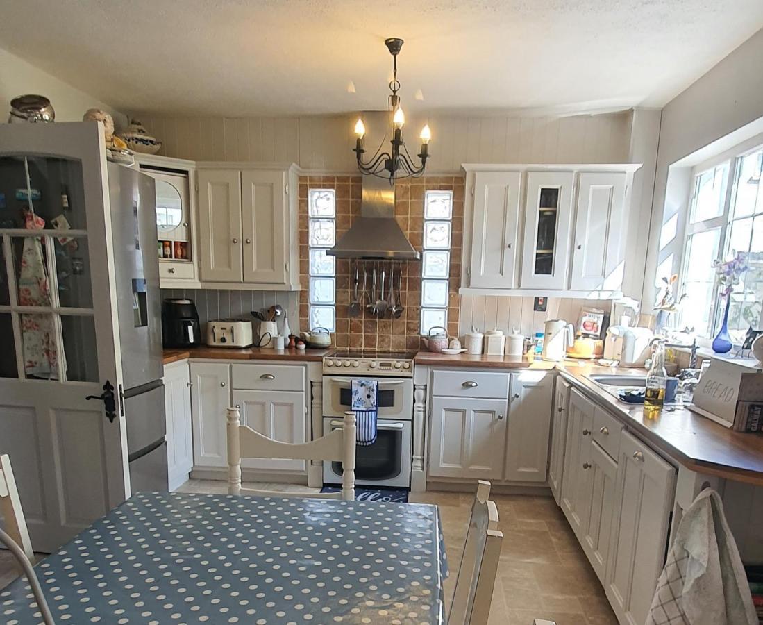 124 ,Castlelawn Heights, Headford Road Galway Homestay 外观 照片